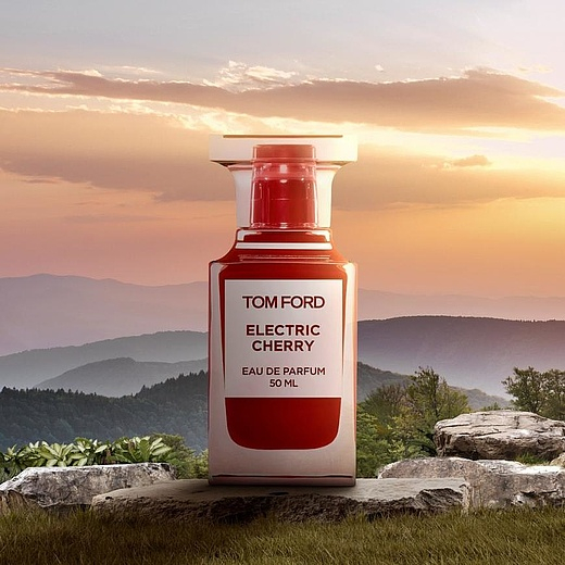 Tom Ford Electric Cherry спрей для тела